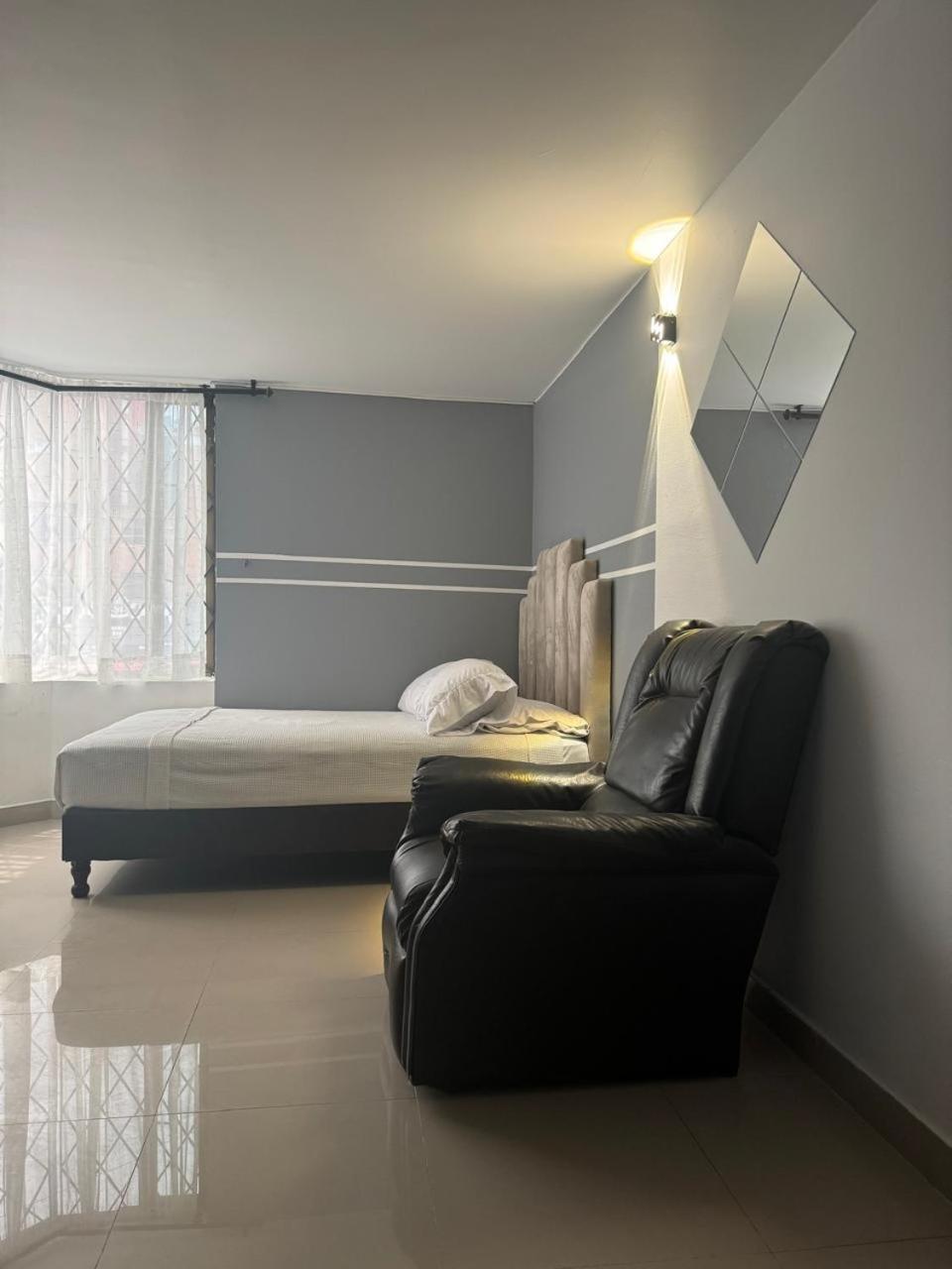 Apartahotel Bogota Gran Marquez, Apartaestudios Y Habitaciones Eksteriør bilde