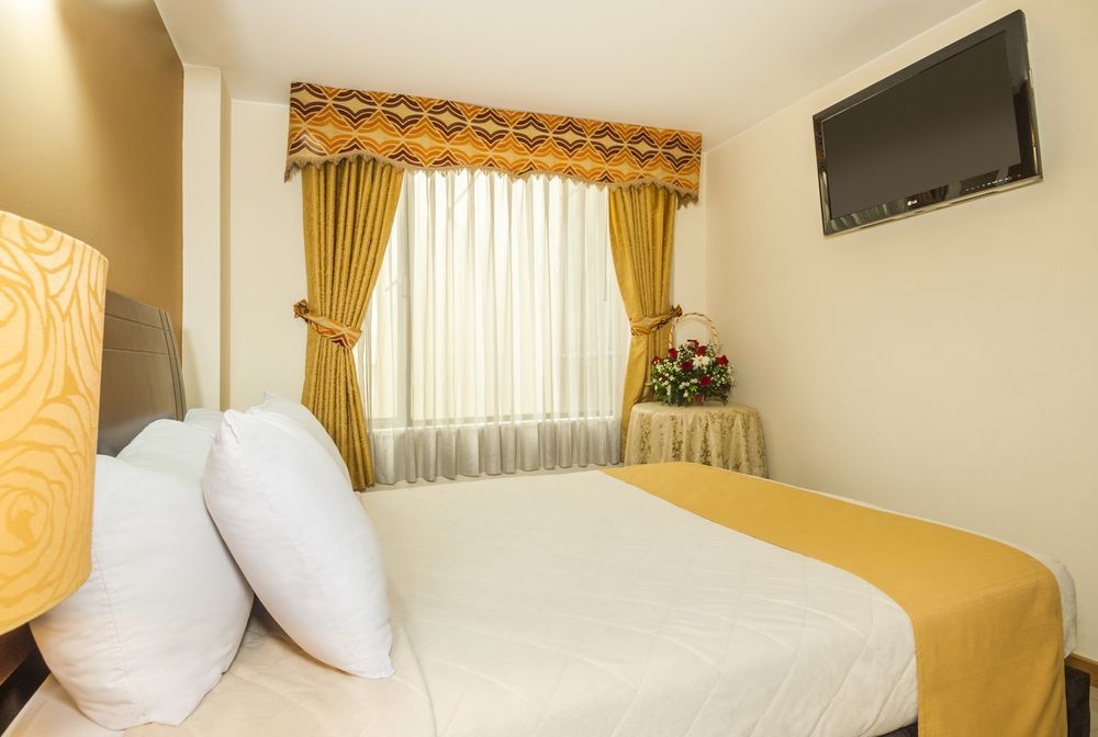 Apartahotel Bogota Gran Marquez, Apartaestudios Y Habitaciones Eksteriør bilde